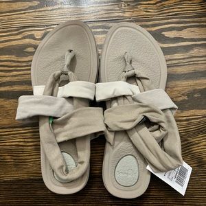 NWT Sanuk W Yoga Sling 3